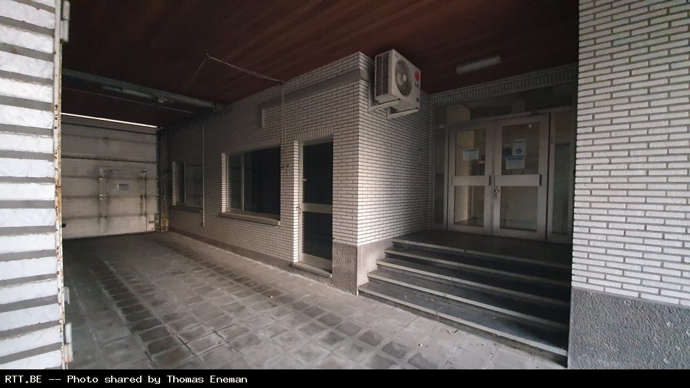 Telephone exchange — Av Combattants