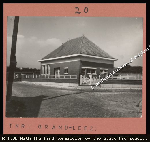 Telephone exchange — Grand Leez