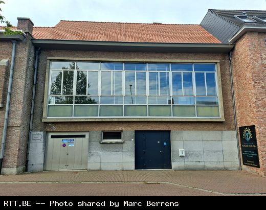 Telephone exchange — P. E. Peetersstr