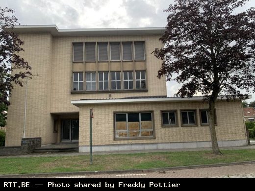 Telephone exchange — Sint-Andries