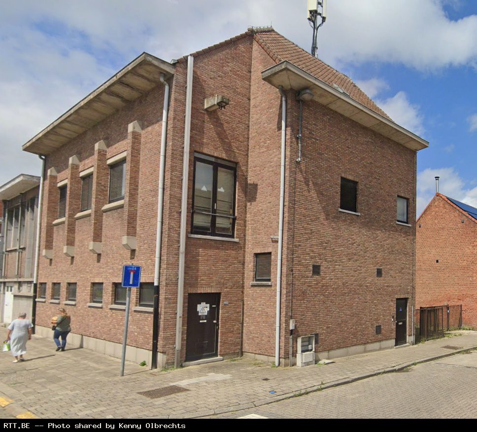 Telephone exchange — Kapelle-Op-Den-Bos