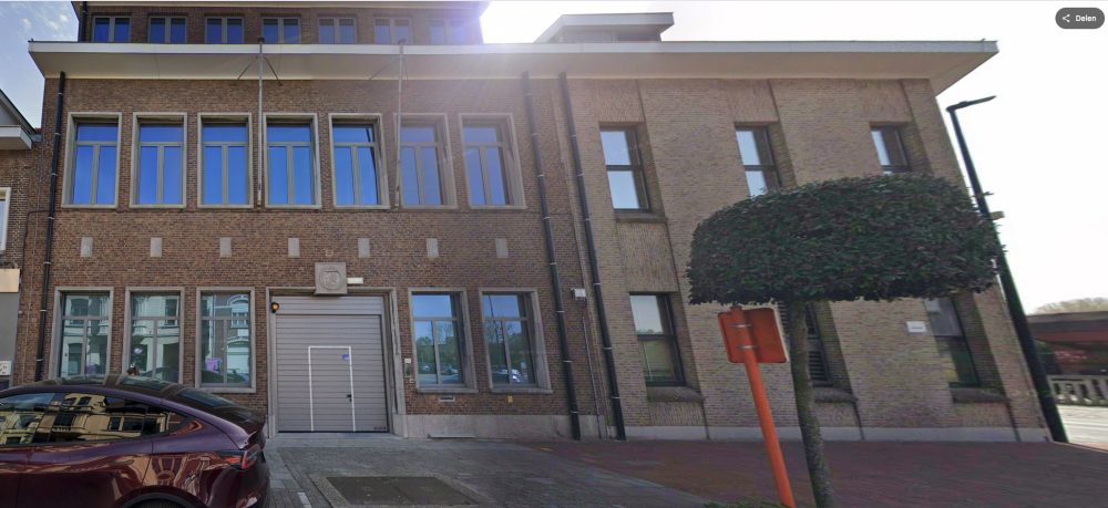 Telephone exchange — Maldegem
