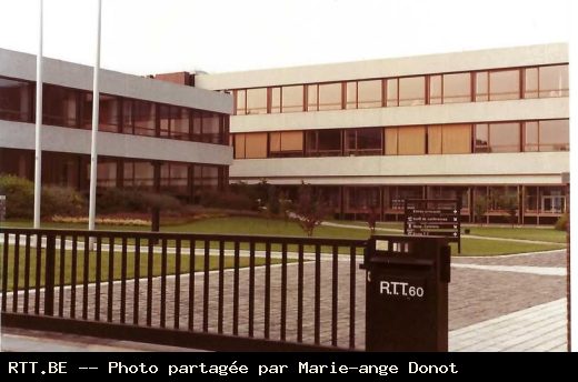 Central téléphonique — R M Henriette
