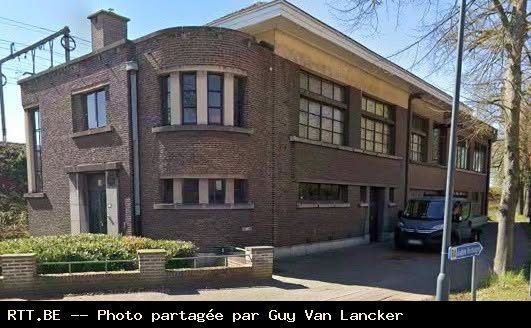 Central téléphonique — Motorstraat