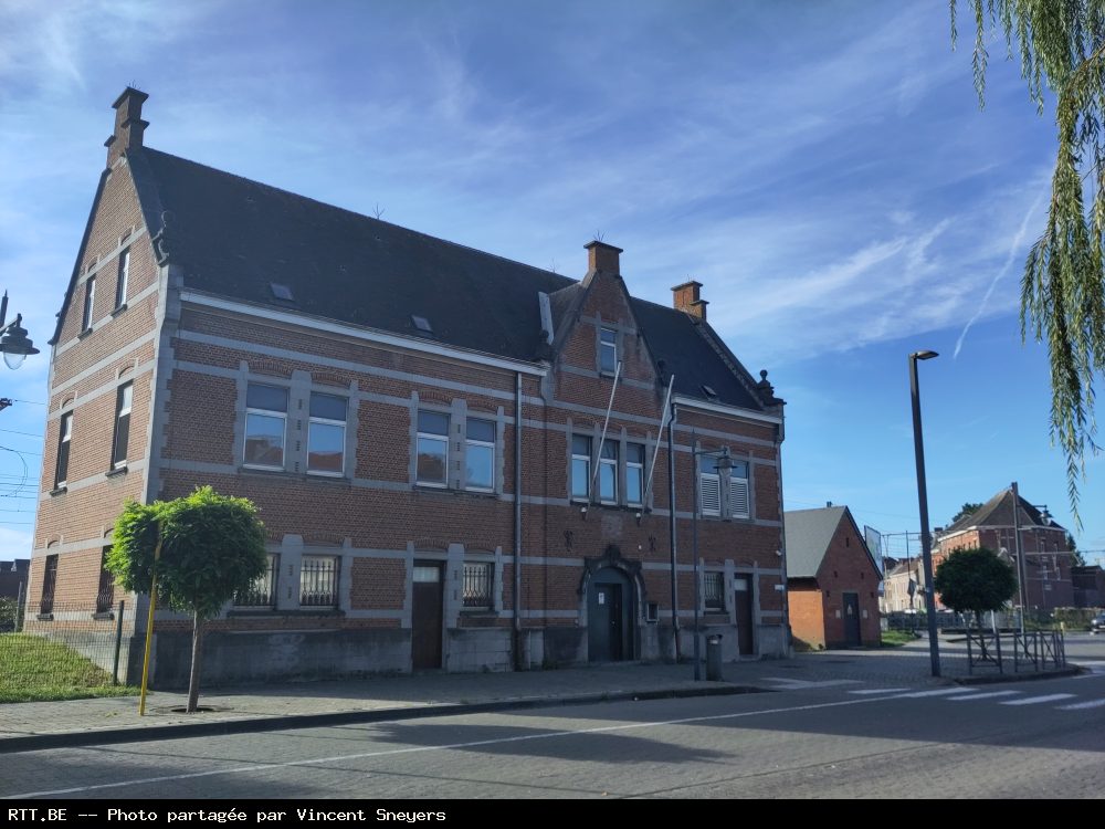 Central téléphonique — R De La Station