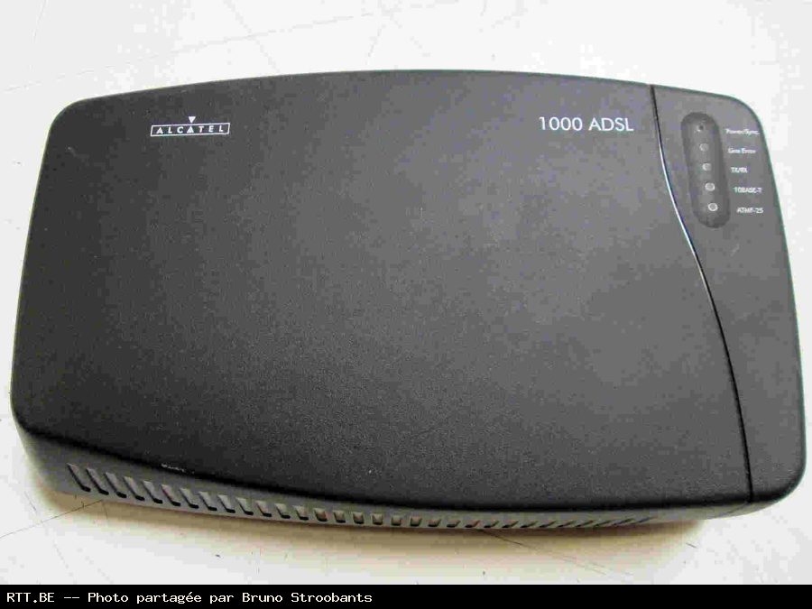 Alcatel - 1000 ADSL Modem & splitter, 1ste generatie.