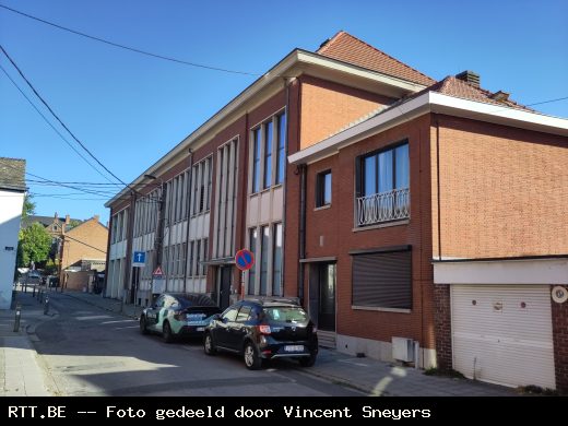 Telefooncentrale — R St J Baptiste